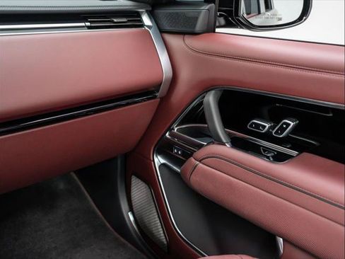 New 2026 Land Rover Range Rover Long Wheelbase Autobiography AWD/4WD image 37