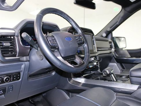 Used 2025 Ford F150 Platinum AWD/4WD image 23