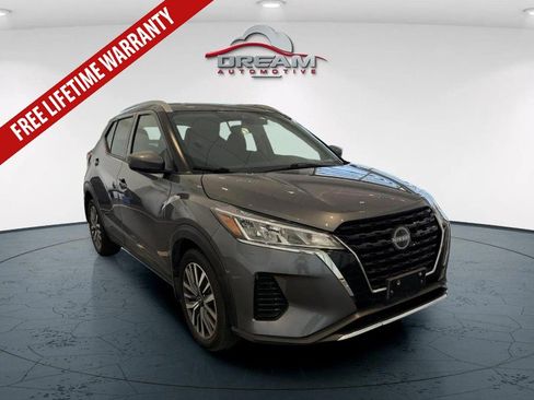 Used 2024 Nissan Kicks SV FWD image 1