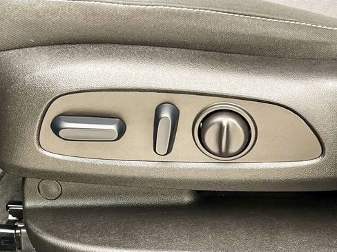 Used 2023 Chevrolet Blazer LT image 21