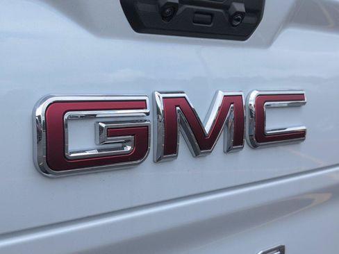 New 2026 GMC Sierra 1500 SLT w/ SLT Premium Plus Package AWD/4WD image 6