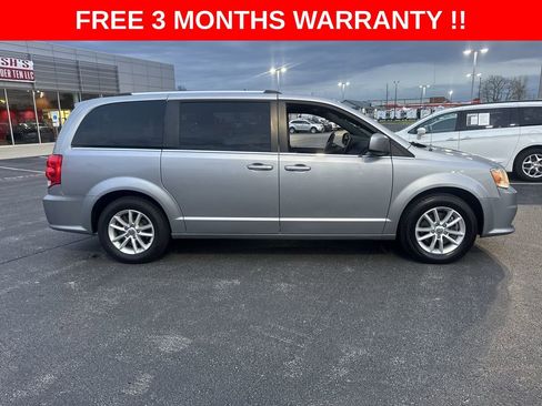 Used 2019 Dodge Grand Caravan SXT FWD image 28