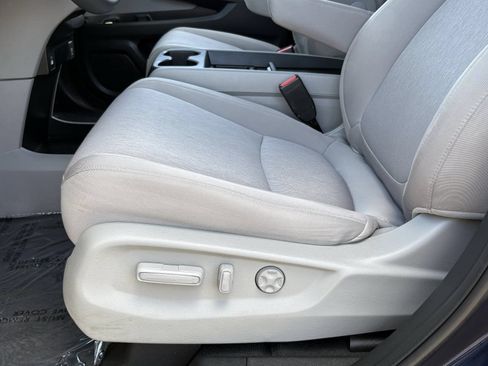 Certified 2024 Honda Odyssey EX image 24