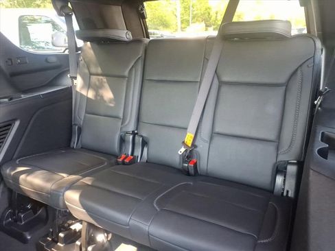 Certified 2024 GMC Yukon Denali w/ LPO, Floor Liner Package AWD/4WD image 9