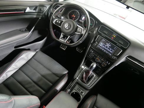 Used 2016 Volkswagen GTI S FWD image 9