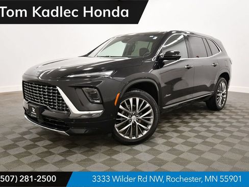 Used 2025 Buick Enclave Avenir w/ Super Cruise Package AWD/4WD image 1