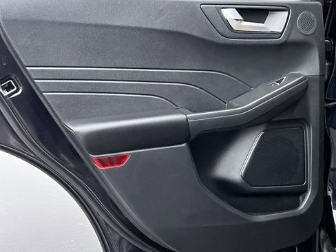 Certified 2021 Ford Escape SEL w/ Technology Package image 34