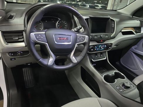 Used 2019 GMC Terrain SLE w/ Driver Convenience Package image 16