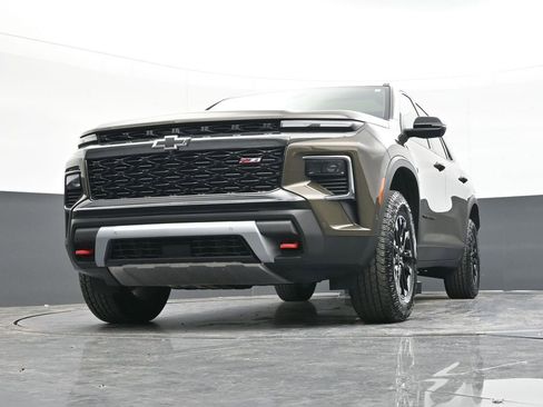 Used 2024 Chevrolet Traverse Z71 w/ Enhanced Driving Package image 51