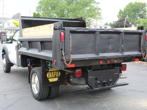 Used 2016 Ford F550 4x4 Regular Cab Super Duty image 4
