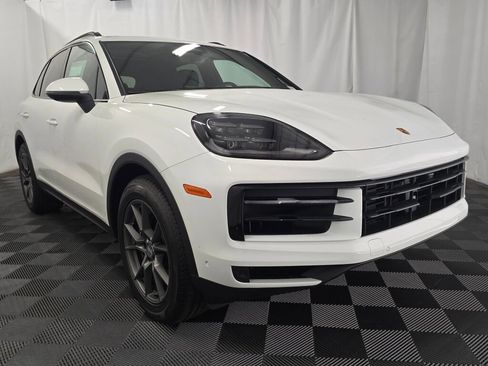 New 2026 Porsche Cayenne image 9