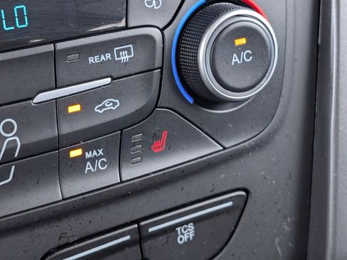 Used 2019 Ford Escape SEL AWD/4WD image 18