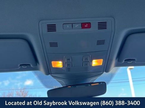 Certified 2025 Volkswagen Jetta SE image 16