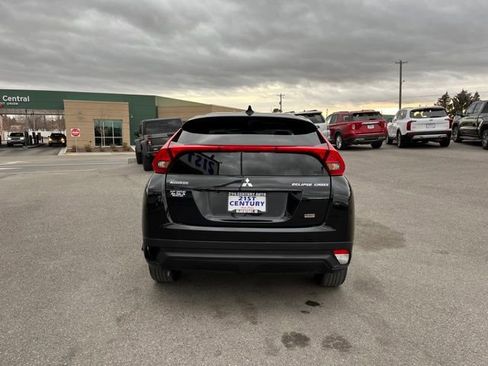 Used 2019 Mitsubishi Eclipse Cross LE image 12