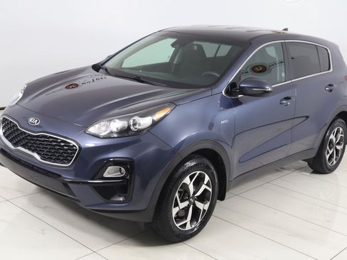 Used 2020 Kia Sportage LX w/ LX Popular Package AWD/4WD image 19