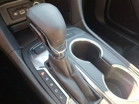 Used 2023 Chevrolet Equinox LT image 15