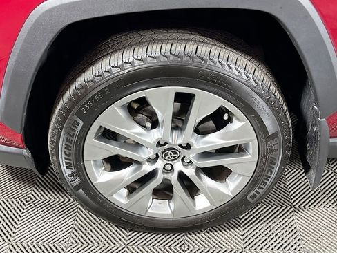 Used 2023 Toyota RAV4 Limited AWD/4WD image 27