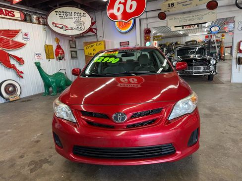 Used 2012 Toyota Corolla LE FWD image 8