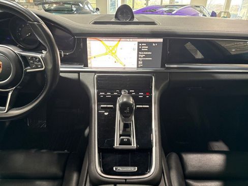 Used 2017 Porsche Panamera image 71