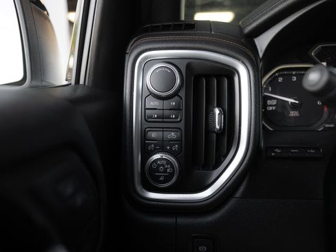 Used 2019 GMC Sierra 1500 AT4 w/ AT4 Premium Package AWD/4WD image 22