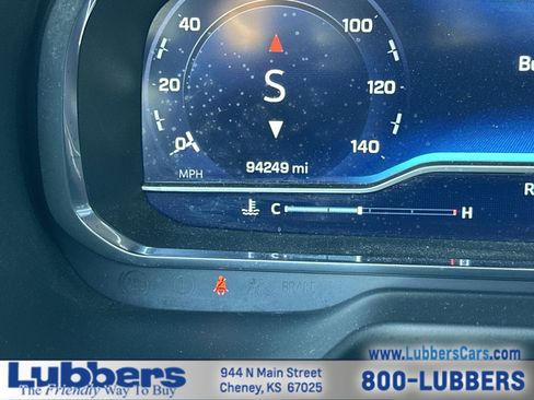 Used 2022 Chevrolet Suburban Premier image 15