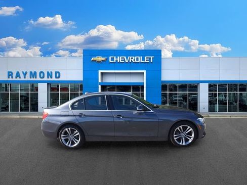Used 2016 BMW 328i Sedan RWD image 2