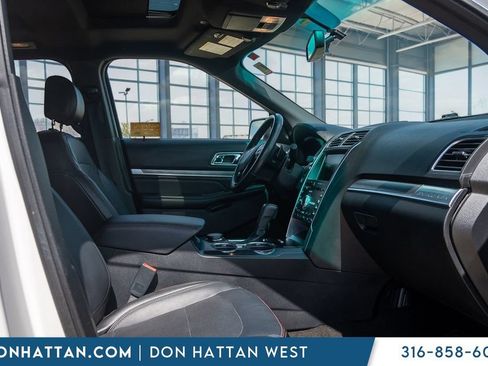 Used 2016 Ford Explorer Sport w/ Equipment Group 401A AWD/4WD image 27