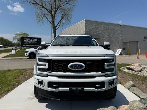 Used 2023 Ford F450 Limited w/ FX4 Off-Road Package AWD/4WD image 8