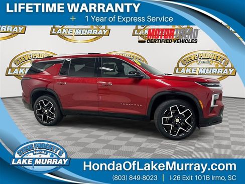 Used 2025 Chevrolet Traverse High Country image 1