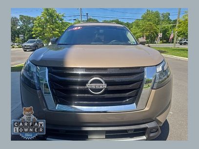 Used 2024 Nissan Pathfinder Platinum
