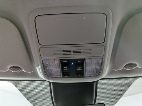 New 2026 Honda Odyssey Touring image 26