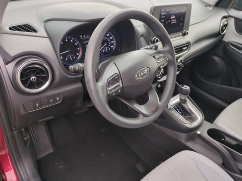 Used 2023 Hyundai Kona SEL AWD/4WD image 7