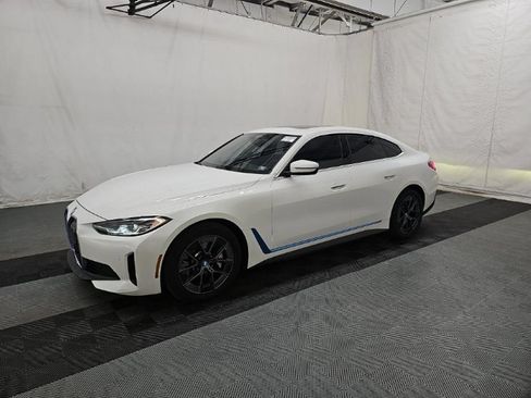 Used 2023 BMW i4 eDrive40 RWD image 2