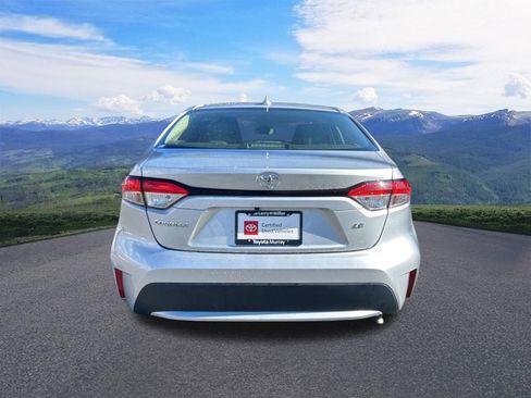 Used 2020 Toyota Corolla LE FWD image 4