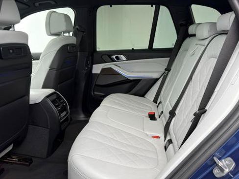 Used 2023 BMW X5 sDrive40i w/ Executive Package RWD image 17