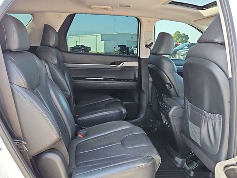 Used 2022 Hyundai Palisade SEL w/ Premium Package AWD/4WD image 17