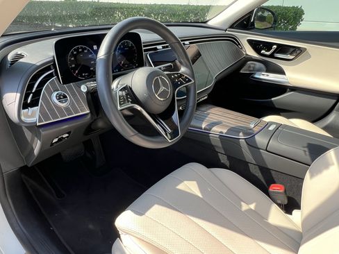 Used 2024 Mercedes-Benz E 450 4MATIC Sedan image 17