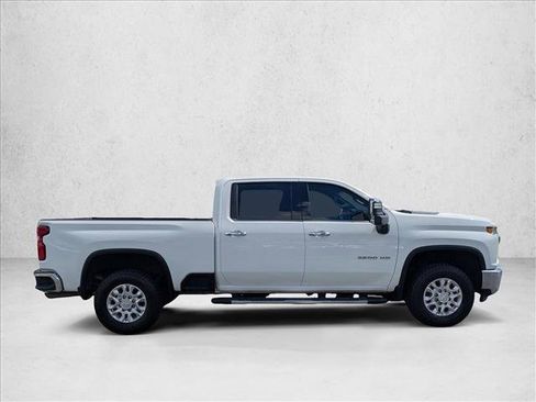 Used 2020 Chevrolet Silverado 2500 LTZ image 4