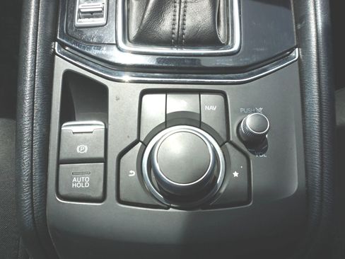 Used 2020 MAZDA CX-5 Sport FWD image 19