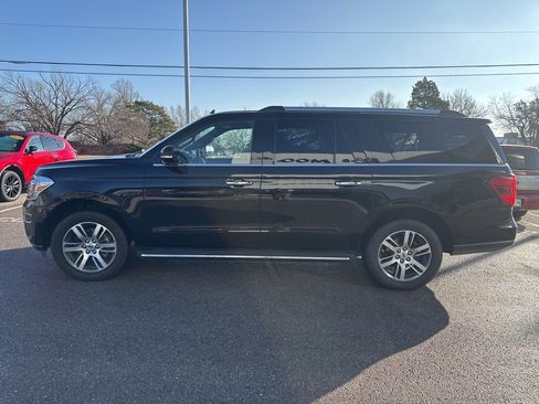 Used 2023 Ford Expedition Max Limited image 23