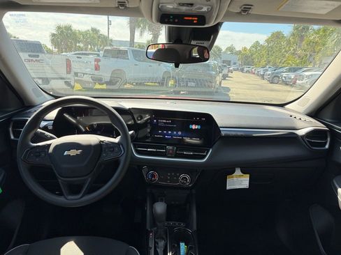 New 2026 Chevrolet TrailBlazer LT FWD image 23