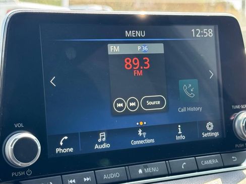 Used 2025 Nissan Sentra SV image 22