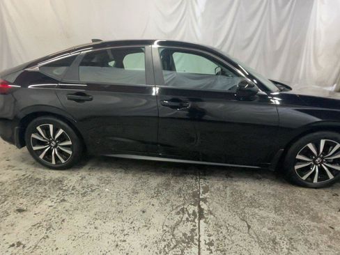 Used 2024 Honda Civic EX-L image 5