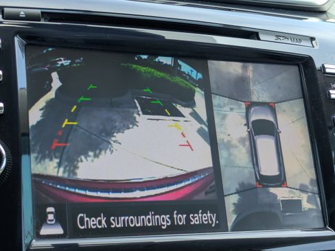 Used 2017 Nissan Murano SL FWD image 20