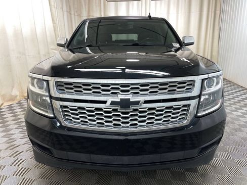 Used 2016 Chevrolet Suburban LT RWD image 16