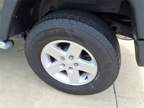 Used 2008 Jeep Wrangler X image 16