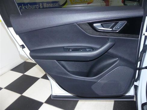 Used 2019 Audi Q7 3.0T Premium w/ Convenience Package image 31