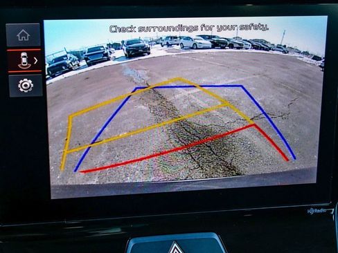 Used 2023 Kia Sorento LX image 22