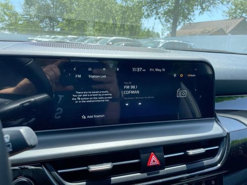 Used 2025 Kia Seltos S image 42