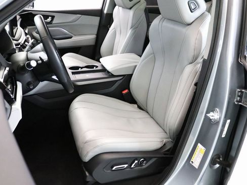 Certified 2025 Acura MDX w/ Technology Package image 3